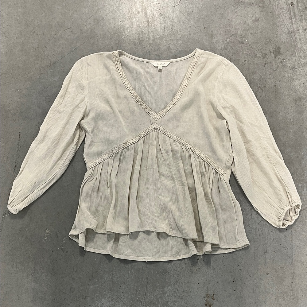 Elegant Women's V-Neck Blouse
